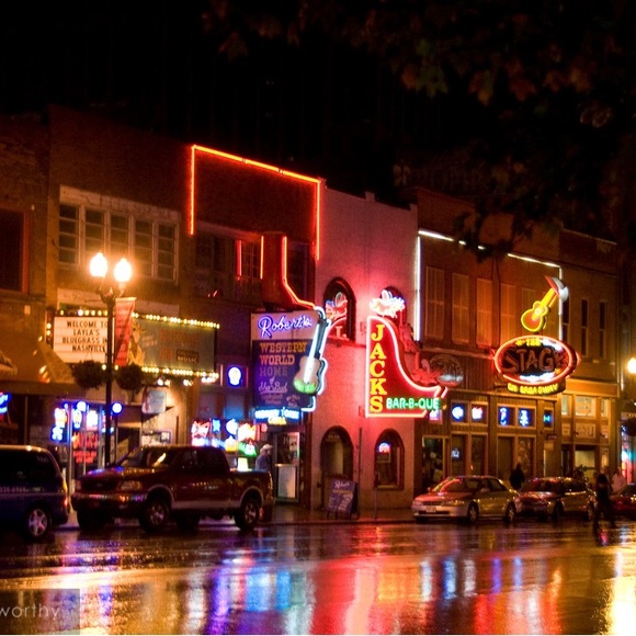 Matted Print - Rainy Night on Broadway - Picture 1 of 2